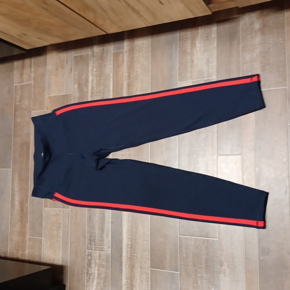 OLD NAVY ACTIVE " GO DRY" SIZE M